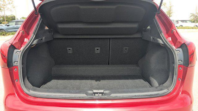 Photo of 2017 Palatial Ruby Nissan Rogue Sport