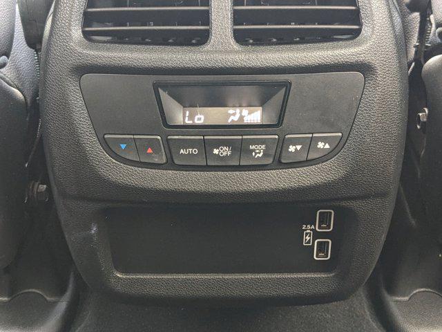 Photo of 2022 Platinum White Pearl Honda Pilot