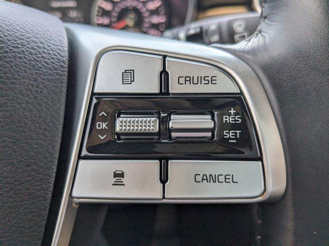 Photo of 2022 Glacial White Pearl Kia Telluride