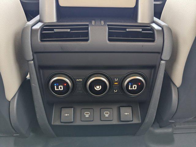 Photo of 2022 Gray Land Rover Defender