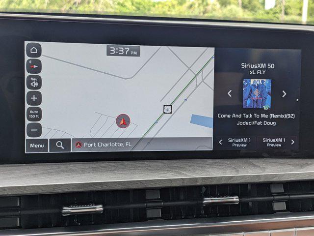 Photo of 2025 Ebony Black Kia Telluride