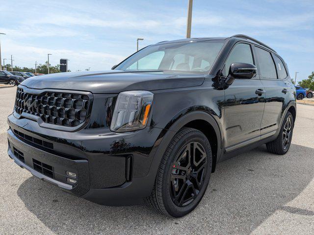 Photo of 2025 Ebony Black Kia Telluride