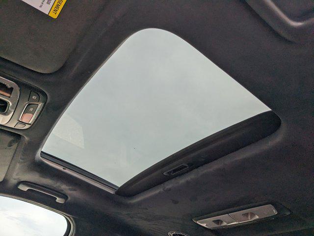 Photo of 2025 Ebony Black Kia Telluride