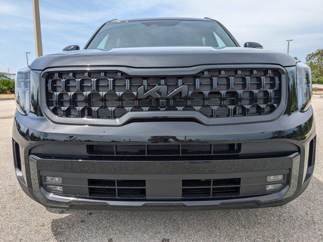 Photo of 2025 Ebony Black Kia Telluride