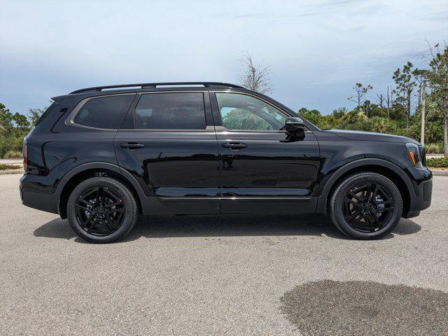 Photo of 2025 Ebony Black Kia Telluride