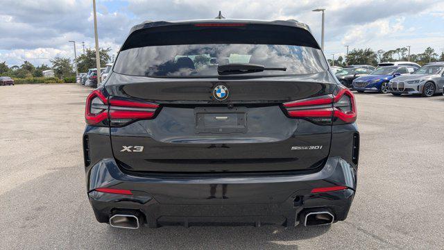 Photo of 2022 Black Sapphire Metallic BMW X3