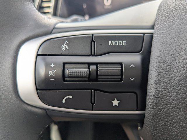 Photo of 2025 Sapphire Blue Kia Sportage
