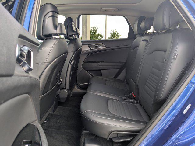 Photo of 2025 Sapphire Blue Kia Sportage