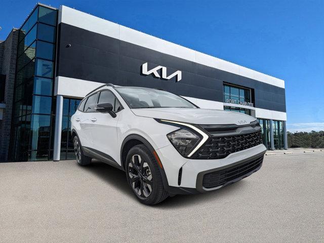 Photo of 2023 Glacial White Pearl Kia Sportage