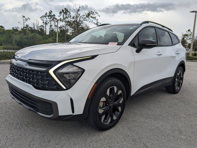 Photo of 2023 Glacial White Pearl Kia Sportage