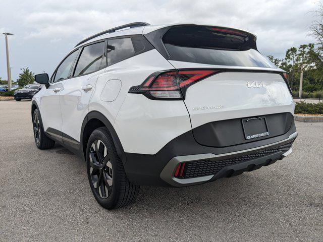 Photo of 2023 Glacial White Pearl Kia Sportage