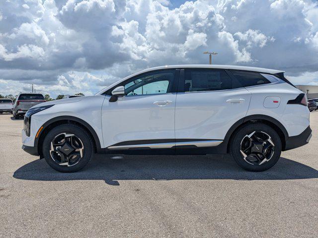 Photo of 2026 White Pearl Kia Sportage