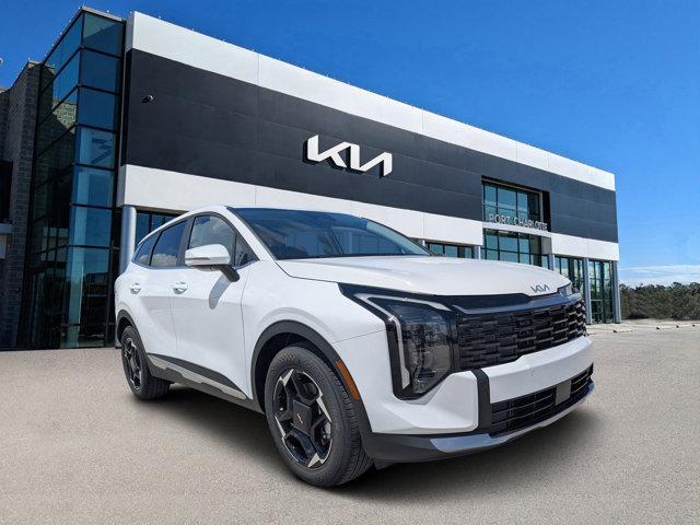 Photo of 2026 White Pearl Kia Sportage