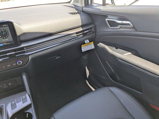 Photo of 2026 White Pearl Kia Sportage