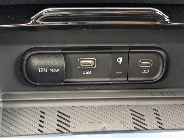 Photo of 2025 Fusion Black Kia Sportage