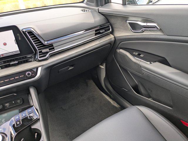 Photo of 2025 Fusion Black Kia Sportage