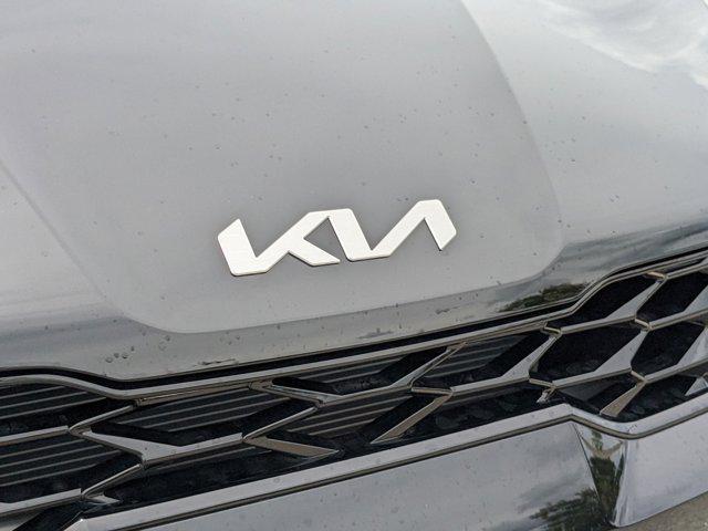Photo of 2025 Aurora Blue Kia K5
