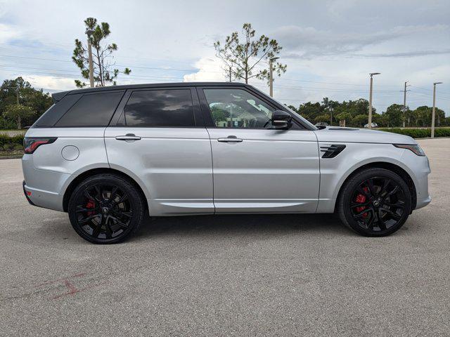 Photo of 2020 Yulong White Metallic Land Rover Range Rover Sport