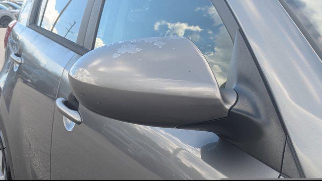 Photo of 2016 Mineral Silver Kia Sportage