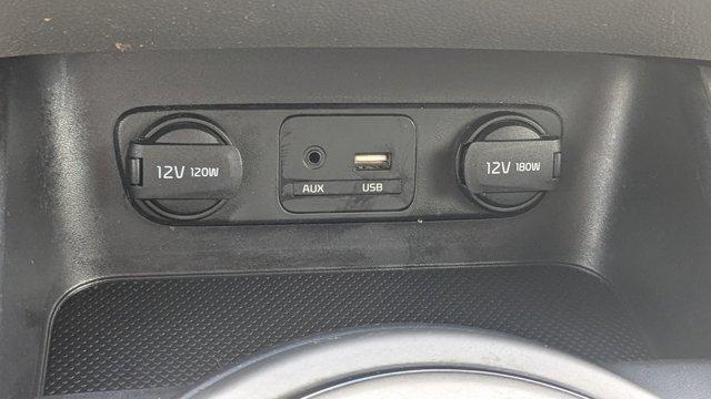 Photo of 2016 Mineral Silver Kia Sportage