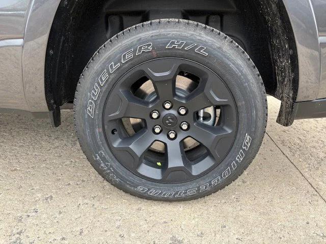 Photo of 2026 Granite Crystal Metallic Clearcoat RAM 1500