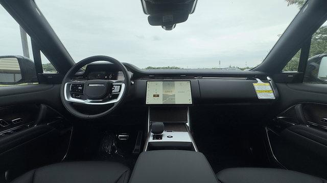 Photo of 2025 Santorini Black Land Rover Range Rover