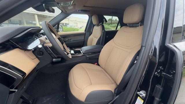Photo of 2025 Santorini Black Land Rover Range Rover Sport