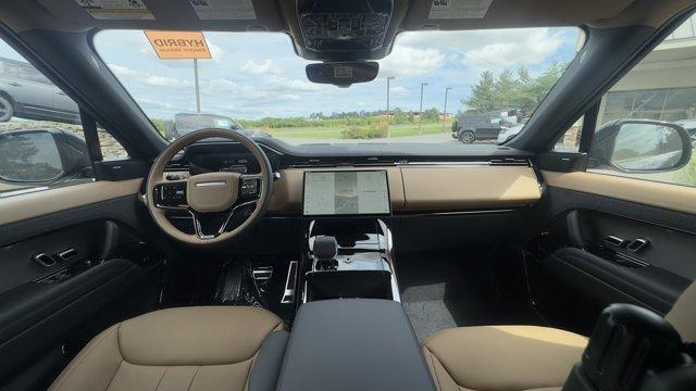 Photo of 2025 Santorini Black Land Rover Range Rover Sport
