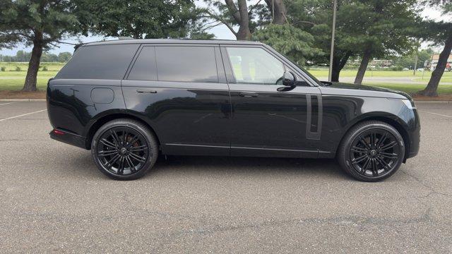 Photo of 2025 Santorini Black Land Rover Range Rover