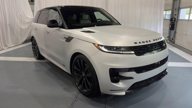 Photo of 2025 Ethereal Frost Silver In Satin Finish Land Rover Range Rover Sport