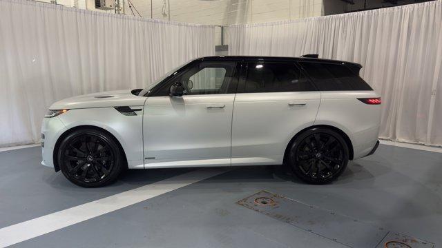 Photo of 2025 Ethereal Frost Silver In Satin Finish Land Rover Range Rover Sport