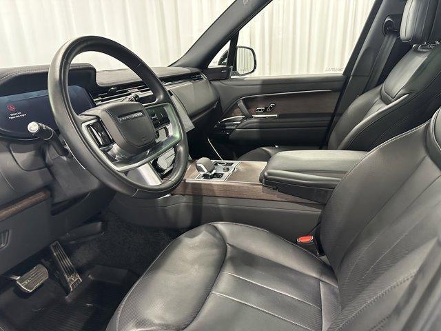 Photo of 2023 Fuji White Land Rover Range Rover