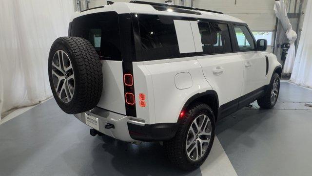 Photo of 2025 Fuji White Land Rover Defender