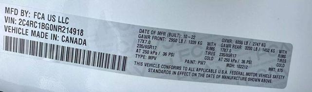Photo of 2022 White Chrysler Pacifica