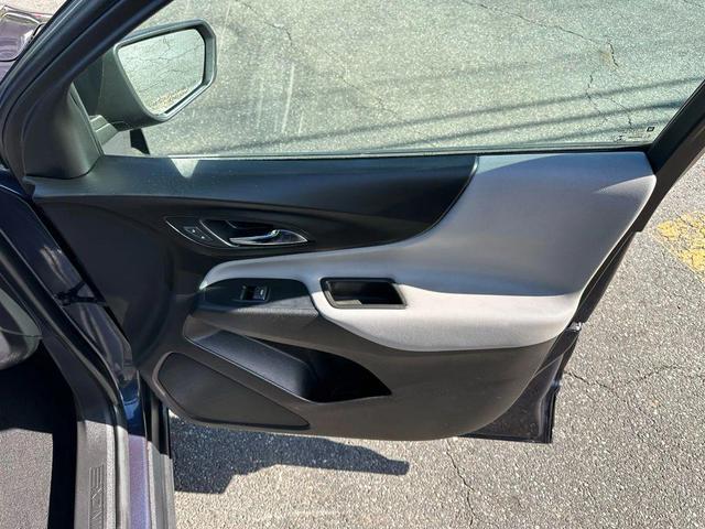 Photo of 2019 Blue Chevrolet Equinox