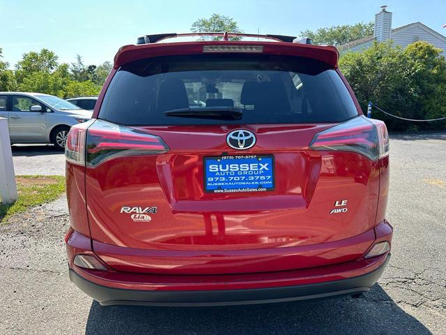 Photo of 2017 Red Toyota RAV4