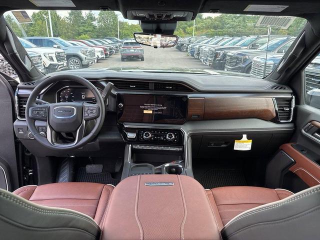 Photo of 2025 Gray GMC Sierra 2500