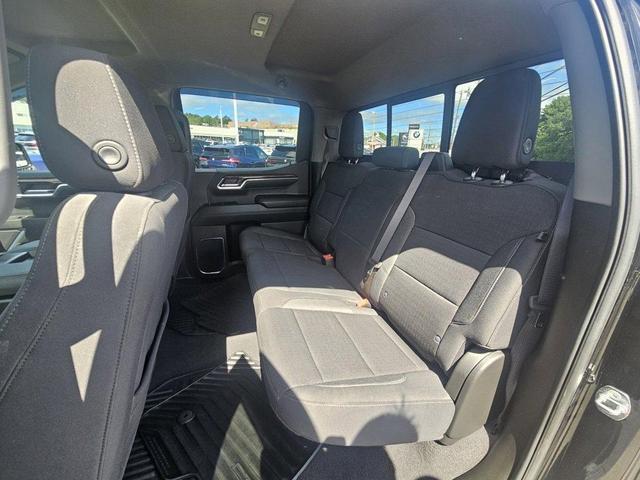 Photo of 2024 Onyx Black GMC Sierra 1500