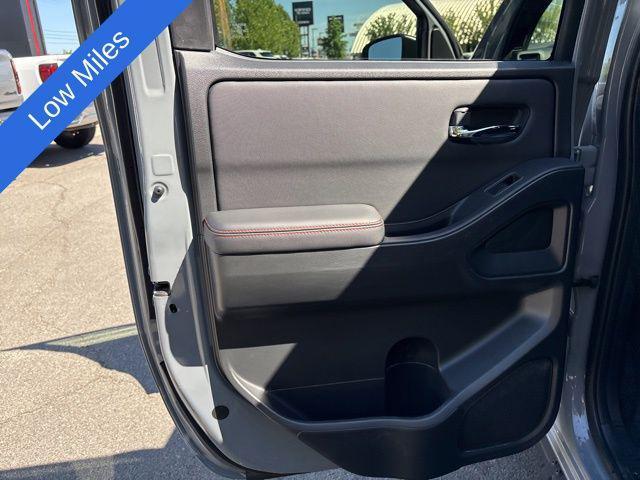 Photo of 2023 Boulder Gray Pearl Nissan Frontier