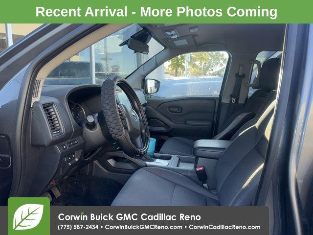 Photo of 2022 Gun Metallic Nissan Frontier