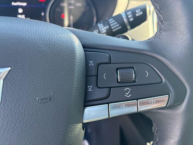 Photo of 2022 Crystal White Tricoat Cadillac XT4