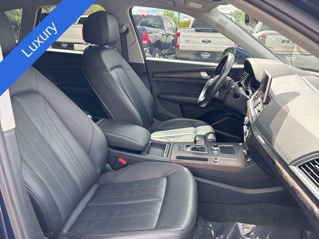 Photo of 2018 Blue Metallic Audi Q5