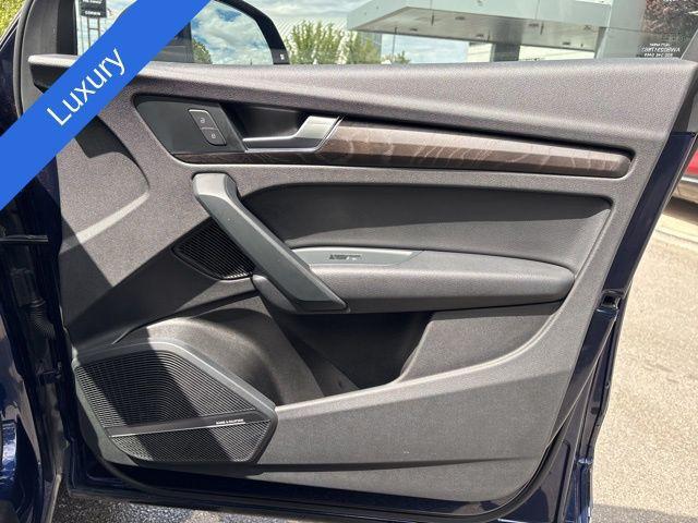 Photo of 2018 Blue Metallic Audi Q5