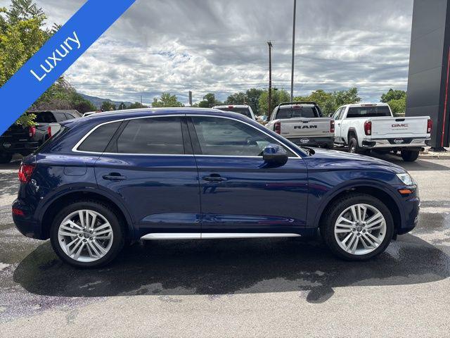 Photo of 2018 Blue Metallic Audi Q5