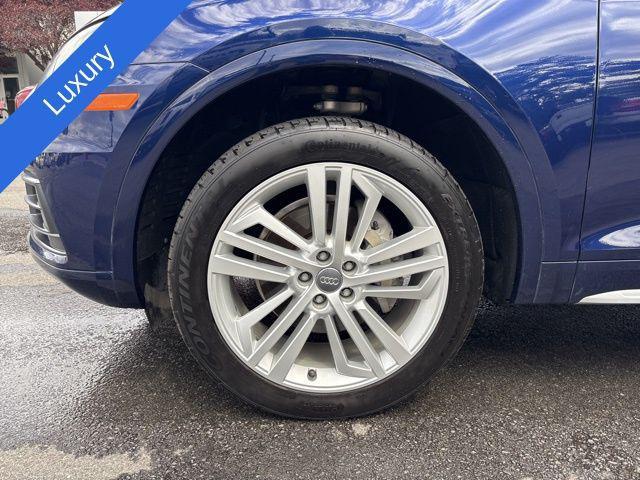 Photo of 2018 Blue Metallic Audi Q5