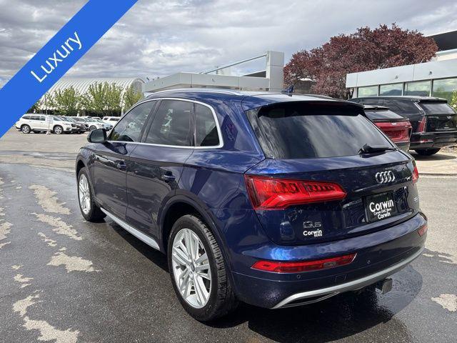 Photo of 2018 Blue Metallic Audi Q5