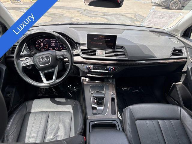 Photo of 2018 Blue Metallic Audi Q5