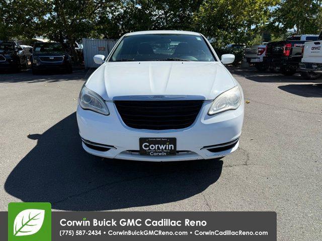 Photo of 2014 Bright White Clearcoat Chrysler 200