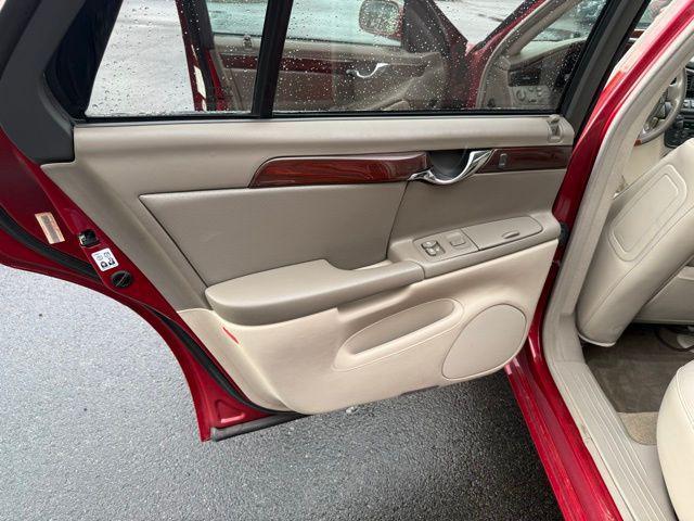 Photo of 2003 Crimson Pearl Cadillac DeVille