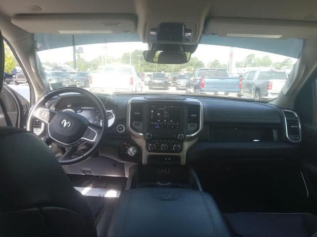 Photo of 2022 Diamond Black Crystal Pearlcoat RAM 1500